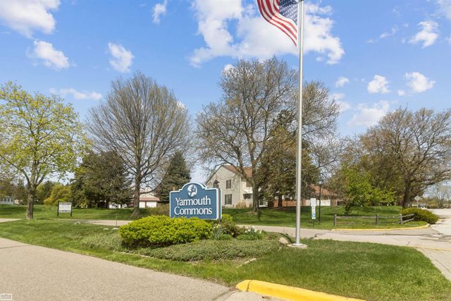 38723 Lighthouse Point, Clinton Twp, MI 48038