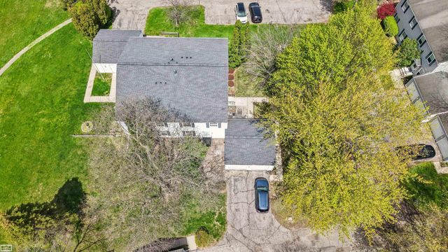 38723 Lighthouse Point, Clinton Twp, MI 48038