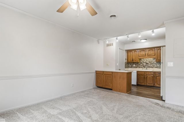 38723 Lighthouse Point, Clinton Twp, MI 48038