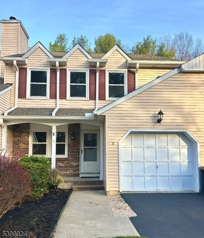 5 Carriage Lane, Sparta Twp., NJ 07871