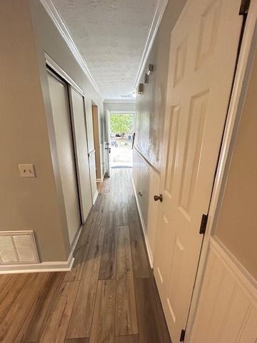 447 Guilford Circle, Marietta, GA 30068