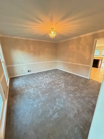 447 Guilford Circle, Marietta, GA 30068