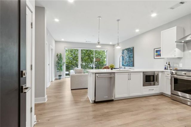 22 Airline Street NE 204, Atlanta, GA 30312