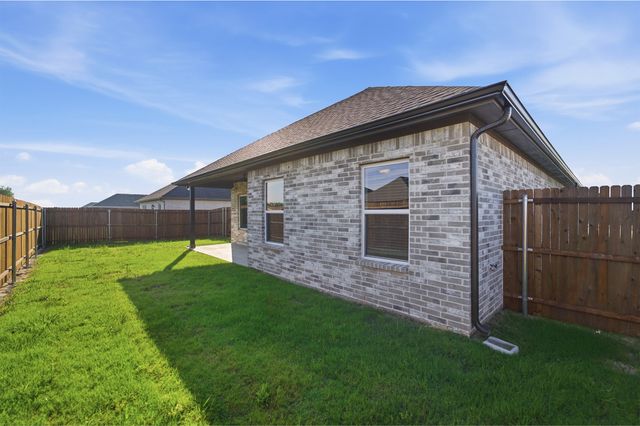 209 Charismatic Road, Waxahachie, TX 75165