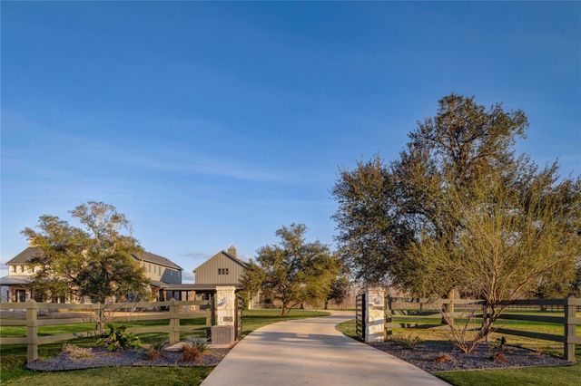 4803 Riverbend Court, Fulshear, TX 77441