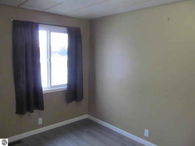 21024 Meceola Road, Paris, MI 49338