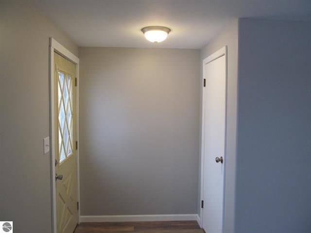 21024 Meceola Road, Paris, MI 49338