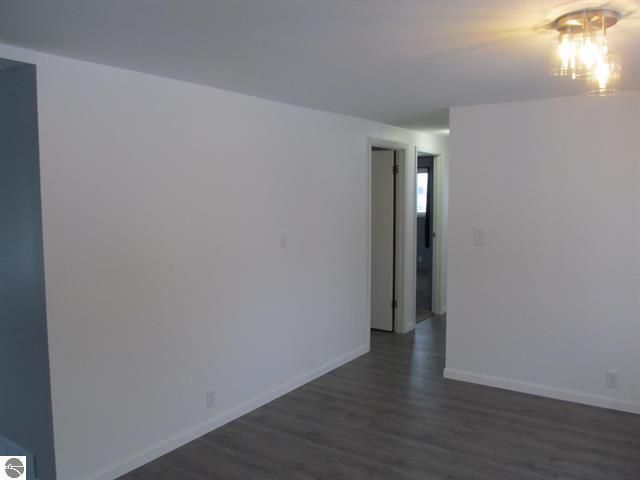 21024 Meceola Road, Paris, MI 49338