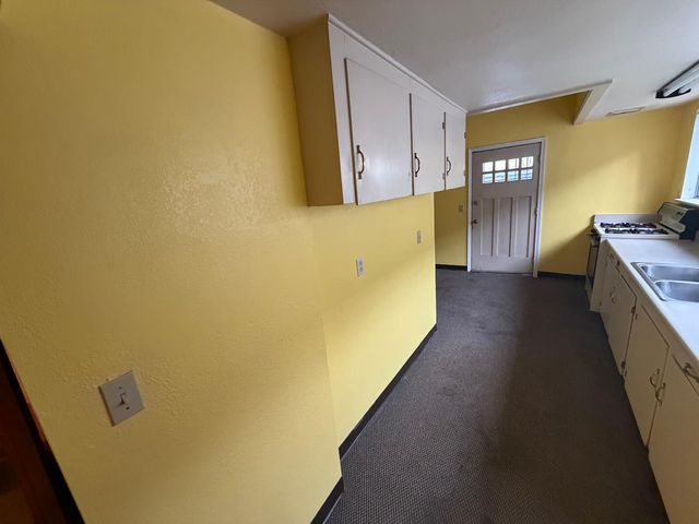 964 33rd St, Sacramento, CA 95816
