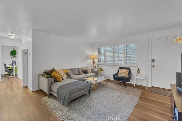 1506 E 4th 206, Long Beach, CA 90802