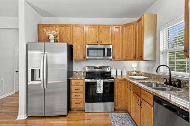 608 Huffine Manor Cir, Franklin, TN 37067