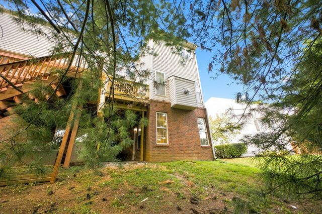 608 Huffine Manor Cir, Franklin, TN 37067