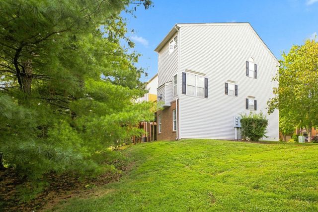 608 Huffine Manor Cir, Franklin, TN 37067