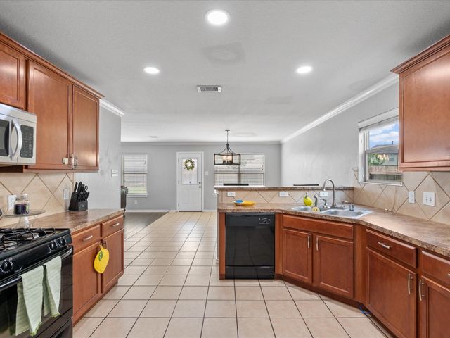 13411 Misty Sands Lane, Houston, TX 77034