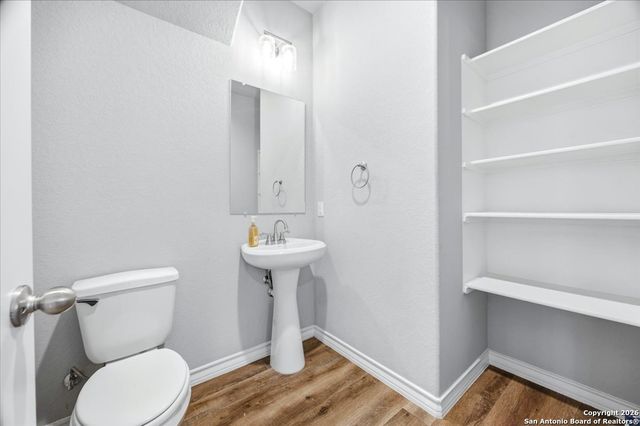 1608 Skyline, Canyon Lake, TX 78133