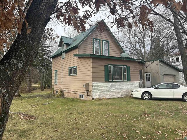 421 S Main St, Mellen, WI 54546