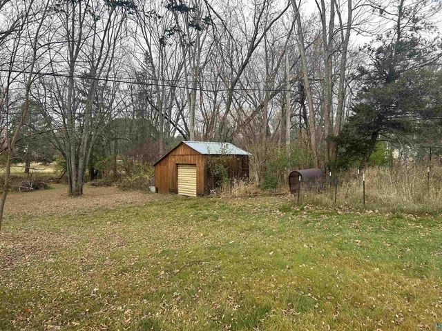 421 S Main St, Mellen, WI 54546