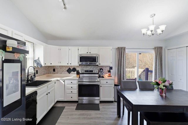 12976 E Orell Rd, Louisville, KY 40272