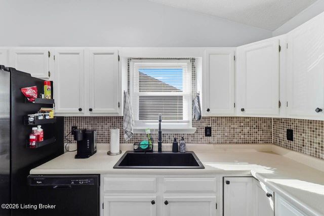 12976 E Orell Rd, Louisville, KY 40272