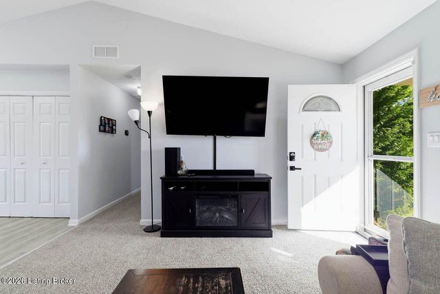 12976 E Orell Rd, Louisville, KY 40272