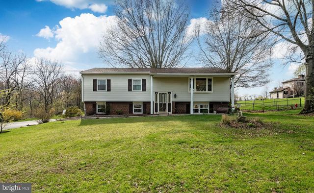 36 SUNSET RD, Royersford, PA 19468