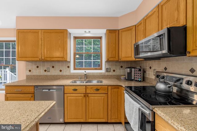 63 CHURCH RD, Arnold, MD 21012