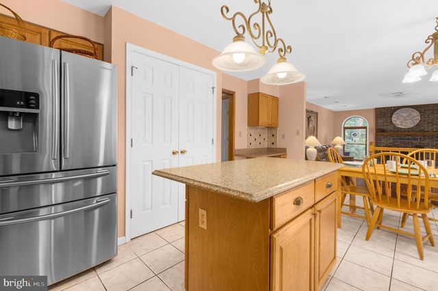 63 CHURCH RD, Arnold, MD 21012