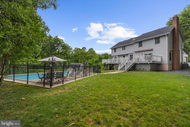 63 CHURCH RD, Arnold, MD 21012