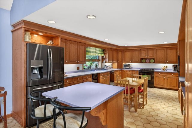 81 Indian Spring Road, West Barnstable, MA 02668