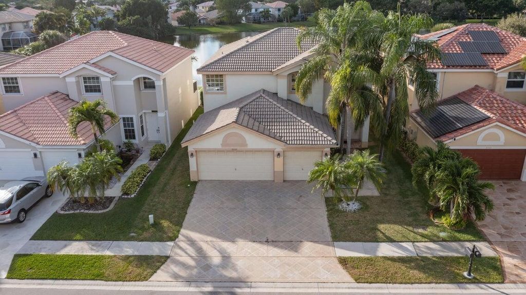 7227 Chesapeake Circle, Boynton Beach, FL 33436