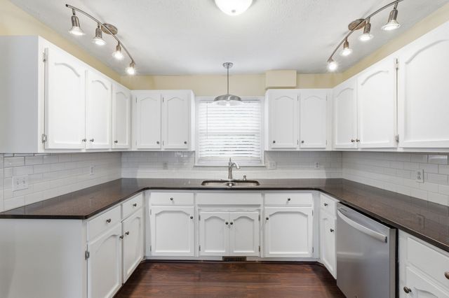 7207 Apple View Rd, Goodlettsville, TN 37072