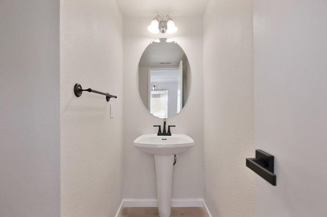 133 Brightstone Cir, Folsom, CA 95630