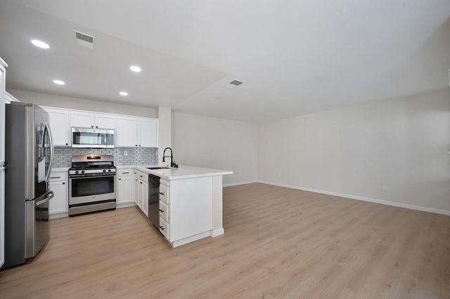 133 Brightstone Cir, Folsom, CA 95630