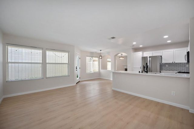 133 Brightstone Cir, Folsom, CA 95630