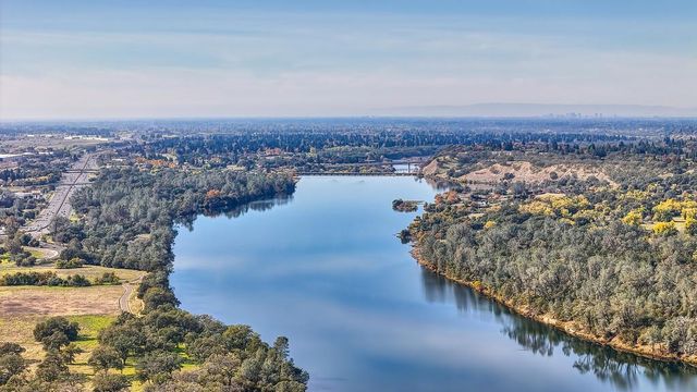 133 Brightstone Cir, Folsom, CA 95630