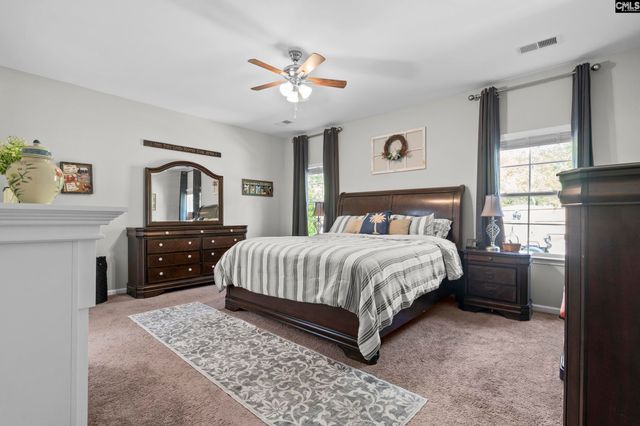 566 Esaw, Elgin, SC 29045