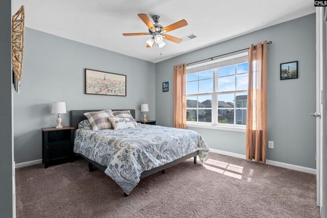 566 Esaw, Elgin, SC 29045