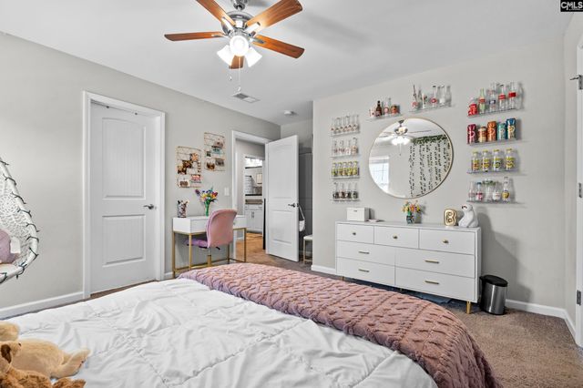 566 Esaw, Elgin, SC 29045