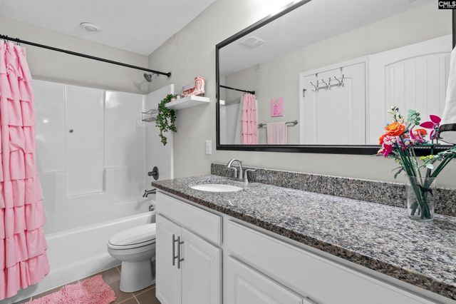 566 Esaw, Elgin, SC 29045