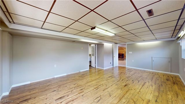 111 Sherwood Drive, Williamstown, WV 26187