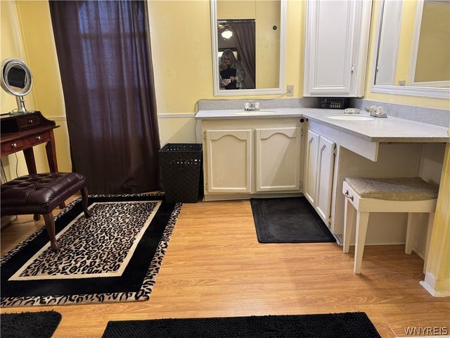 1052 Fernwood, Lockport Town, NY 14094