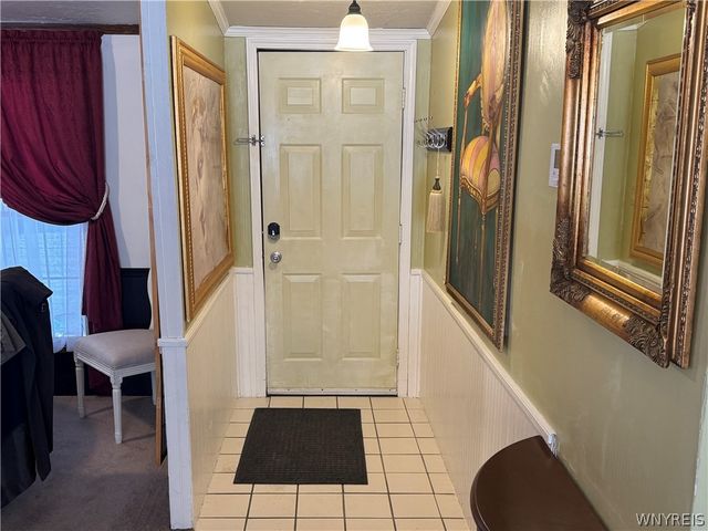 1052 Fernwood, Lockport Town, NY 14094