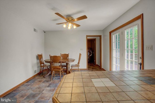 250 JADE DRIVE, Chambersburg, PA 17202