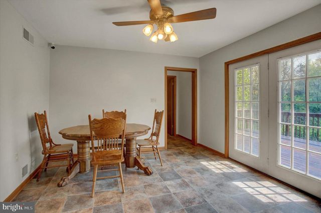 250 JADE DRIVE, Chambersburg, PA 17202