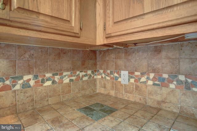 250 JADE DRIVE, Chambersburg, PA 17202