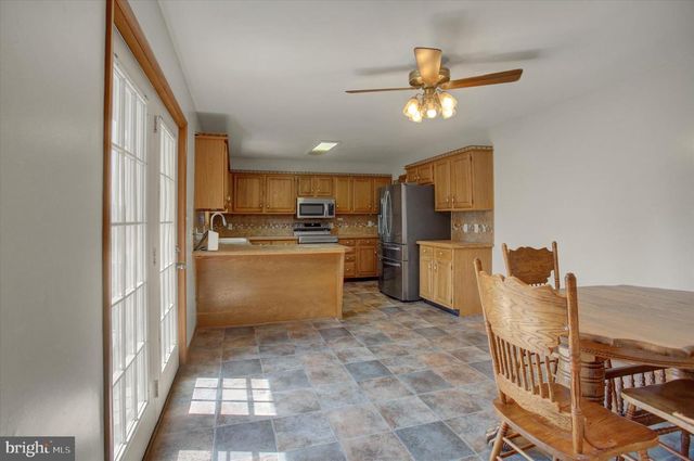 250 JADE DRIVE, Chambersburg, PA 17202