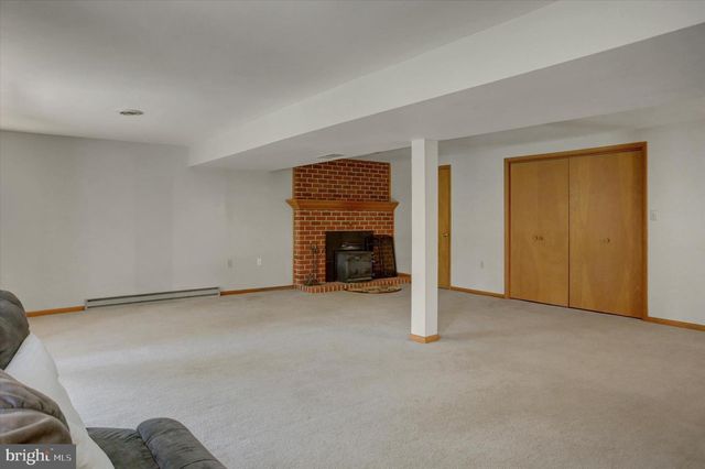 250 JADE DRIVE, Chambersburg, PA 17202