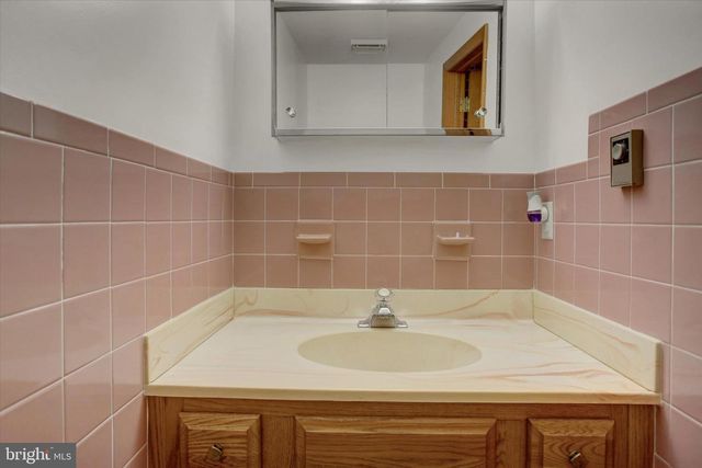 250 JADE DRIVE, Chambersburg, PA 17202
