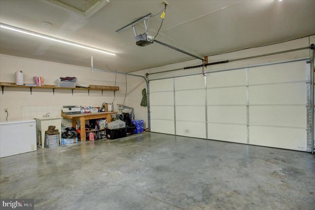 250 JADE DRIVE, Chambersburg, PA 17202