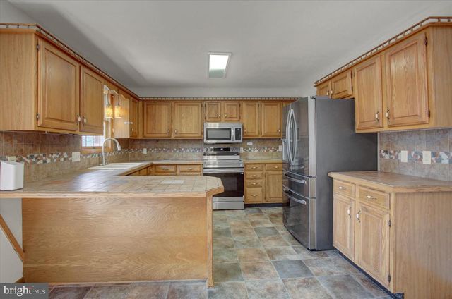 250 JADE DRIVE, Chambersburg, PA 17202